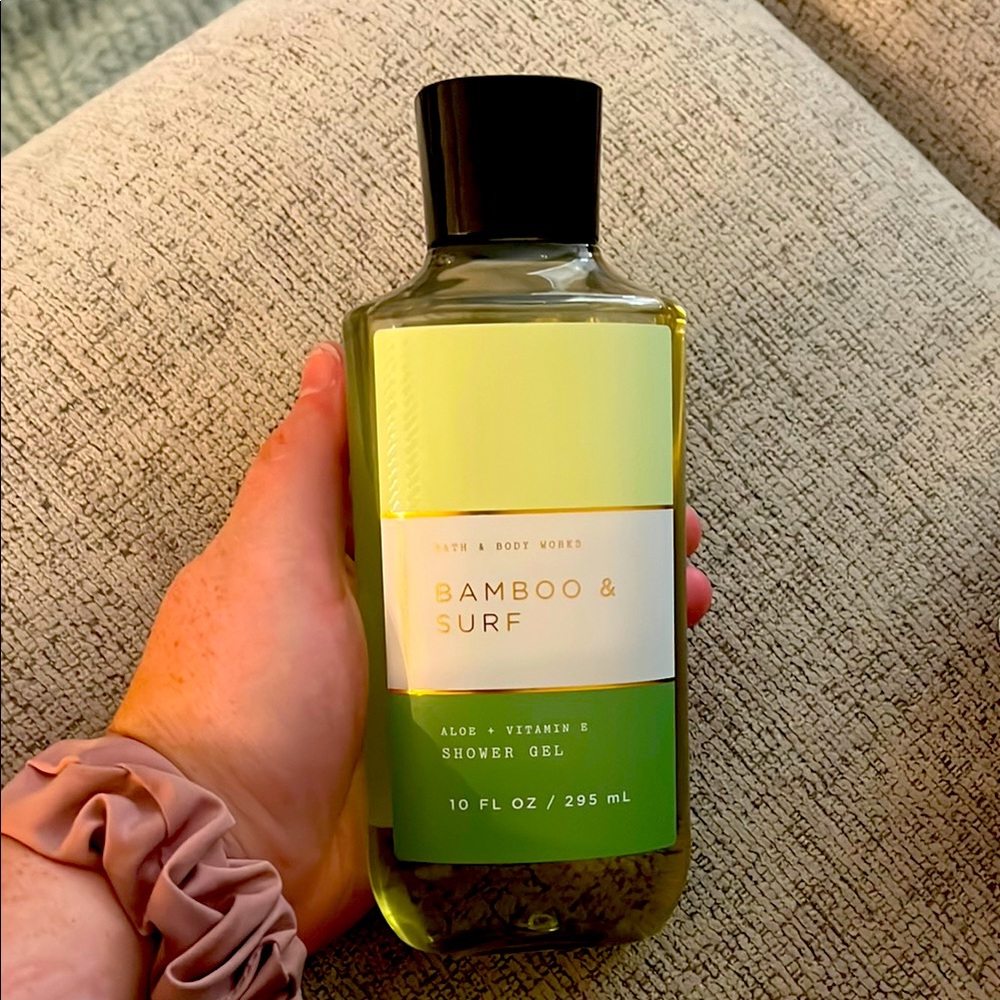❤️🔥BOGO FREE NWT bath & body works bamboo surf shower gel aloe vitamin E soap - Picture 3 of 4
